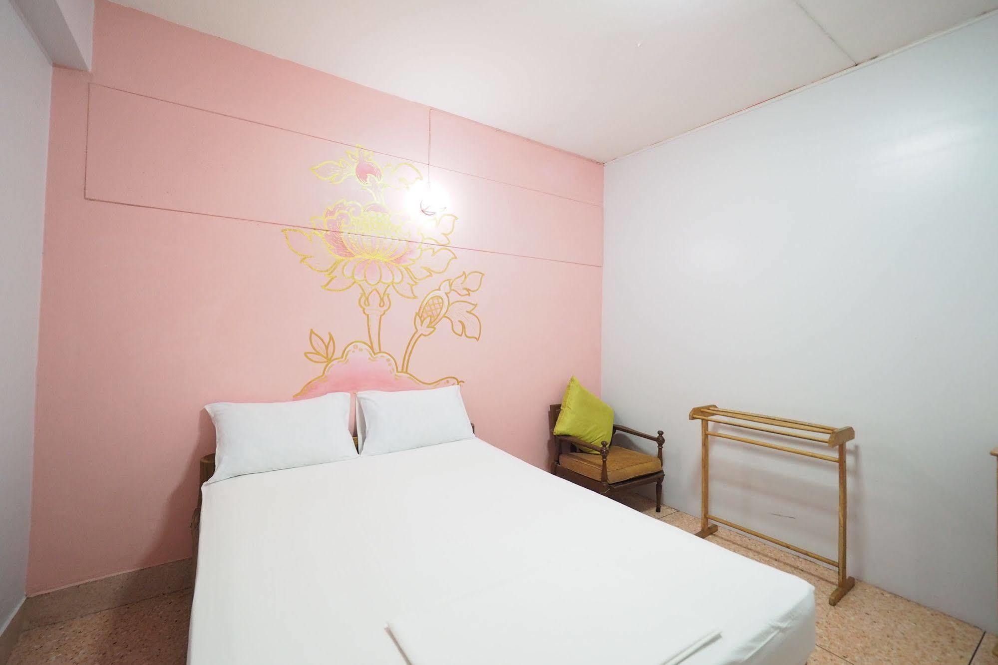 No7 Guesthouse Krabi town Екстериор снимка